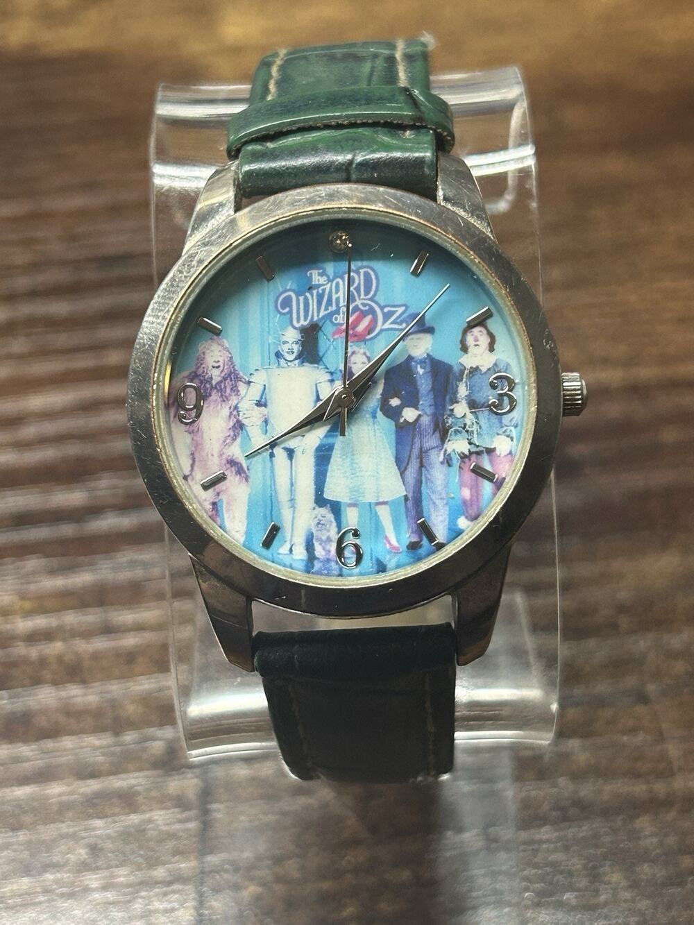 Wizard of Oz 75th Anniversary Watch Dorothy Ruby Slippers Green Strap Works